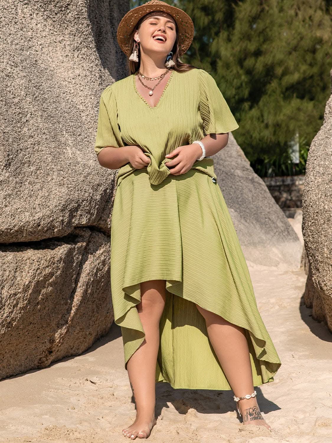 Chic Plus Size V-Neck & Skirt Set - Love Salve